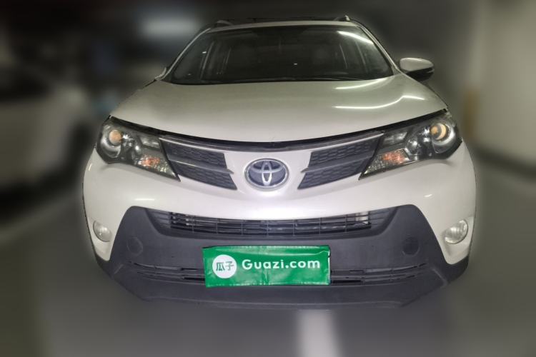 Used Toyota RAV4 2015 2.0L CVT Two-Wheel Drive Fashion Edition Front