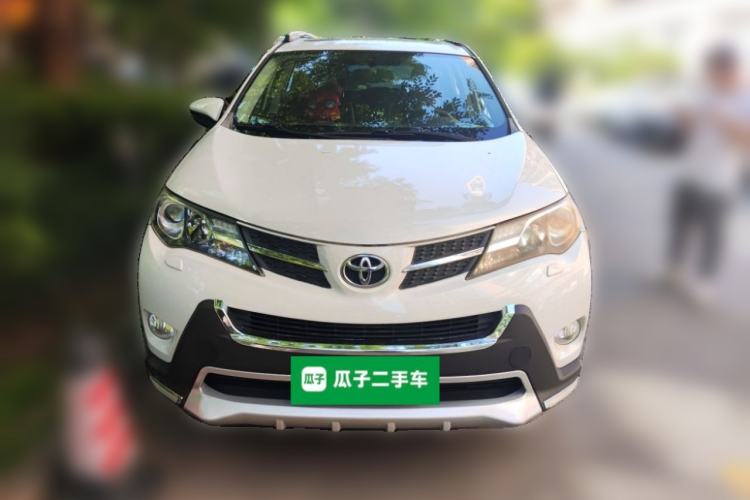 Used Toyota RAV4 2015 2.5L Automatic 4x4 Elite Edition Front