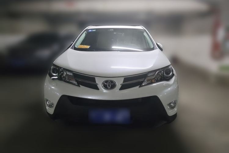 Used Toyota RAV4 2015 2.5L Automatic 4x4 Elite Edition Front