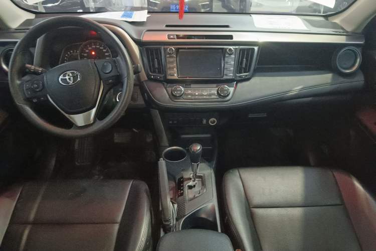 Used Toyota RAV4 2015 2.0L CVT Two-Wheel Drive Fashion Edition Gear Lever