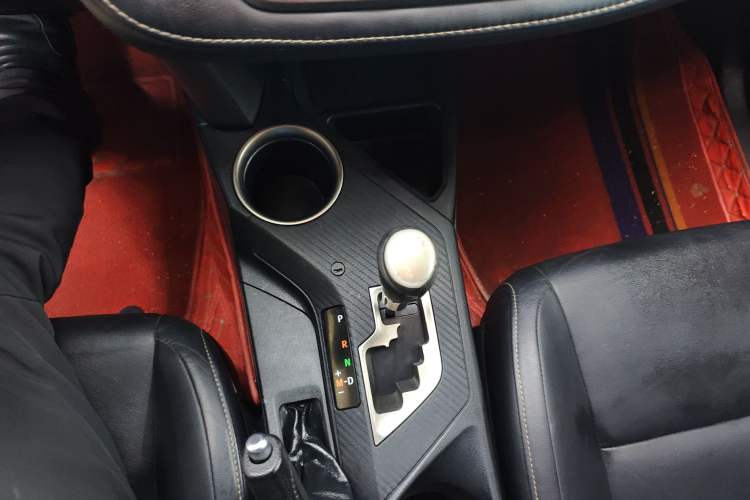 Used Toyota RAV4 2015 2.0L CVT Four-Wheel Drive New Edition Gear Lever