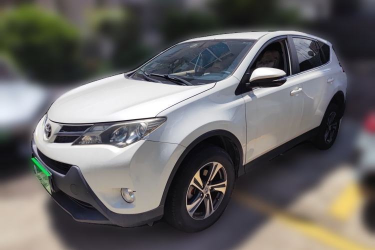 Used Toyota RAV4 2015 2.0L CVT Two-Wheel Drive Urban Edition Guazi used car, China used car export, Used car for sale, Used cars, Cheapest cars for sale