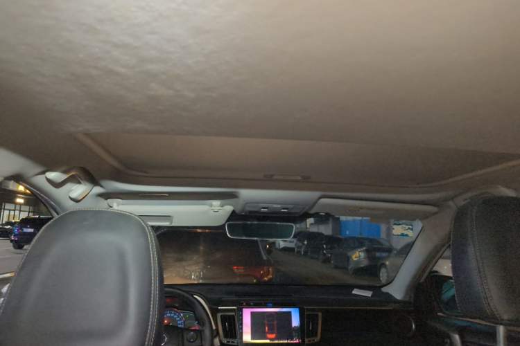 Used Toyota RAV4 2015 2.0L CVT Four-Wheel Drive New Edition Headliner