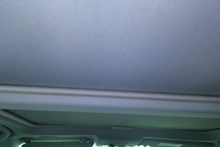 Used Toyota RAV4 2015 2.5L Automatic 4x4 Elite Edition Headliner