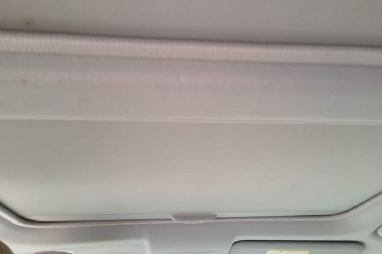 Used Toyota RAV4 2015 2.5L Automatic 4x4 Elite Edition Headliner