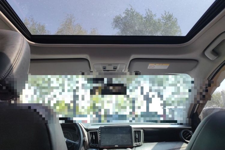 Used Toyota RAV4 2015 2.5L Automatic 4x4 Elite Edition Headliner