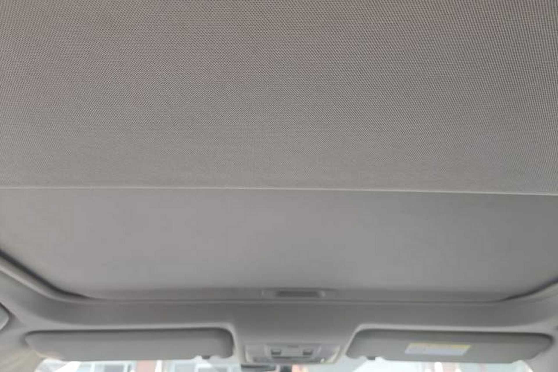 Used Toyota RAV4 2015 2.0L CVT Two-Wheel Drive Fashion Edition Headliner