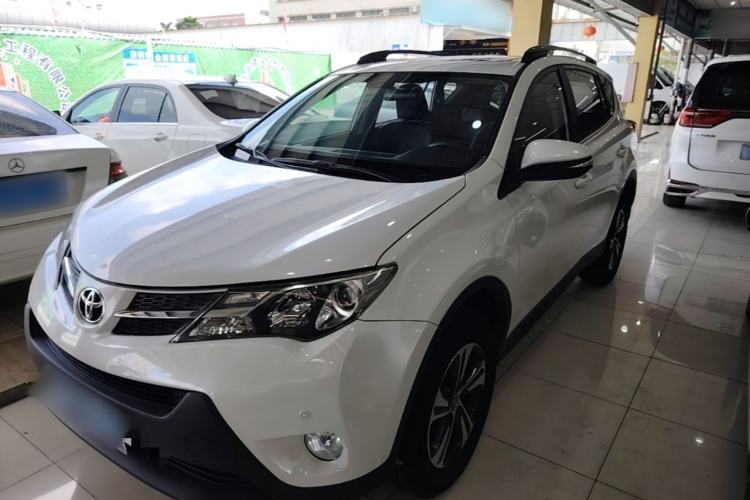 Used Toyota RAV4 2015 2.0L CVT Two-Wheel Drive Fashion Edition Guazi used car, China used car export, Used car for sale, Used  cars, Cheapest cars for sale