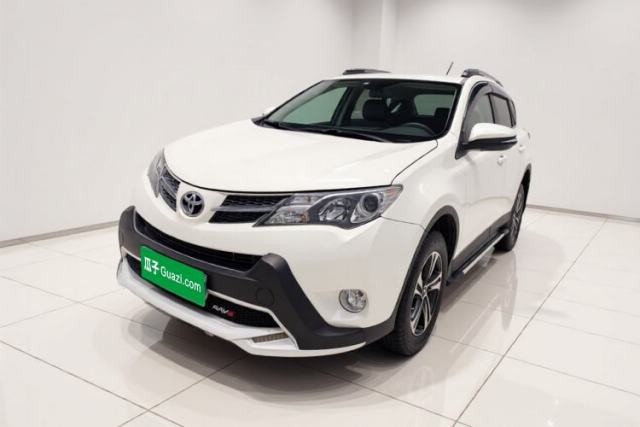 Used Toyota RAV4 2015 2.0L CVT Two-Wheel Drive Fashion Edition