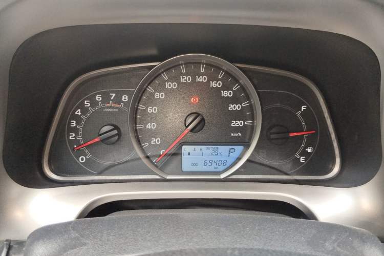 Used Toyota RAV4 2015 2.0L CVT Two-Wheel Drive Fashion Edition Instrument Cluster