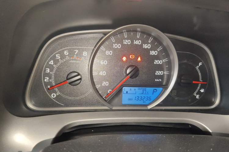 Used Toyota RAV4 2015 2.0L CVT Two-Wheel Drive Fashion Edition Instrument Cluster