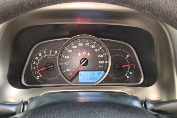 Used Toyota RAV4 2015 2.0L CVT Two-Wheel Drive Fashion Edition Instrument Cluster
