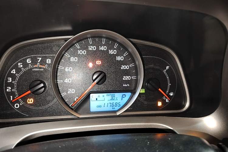 Used Toyota RAV4 2015 2.0L CVT Two-Wheel Drive Fashion Edition Instrument Cluster