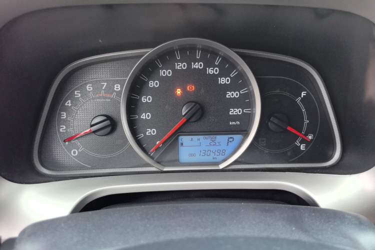 Used Toyota RAV4 2015 2.0L CVT Two-Wheel Drive Fashion Edition Instrument Cluster