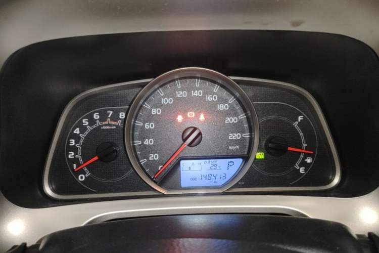 Used Toyota RAV4 2015 2.0L CVT Two-Wheel Drive Fashion Edition Instrument Cluster