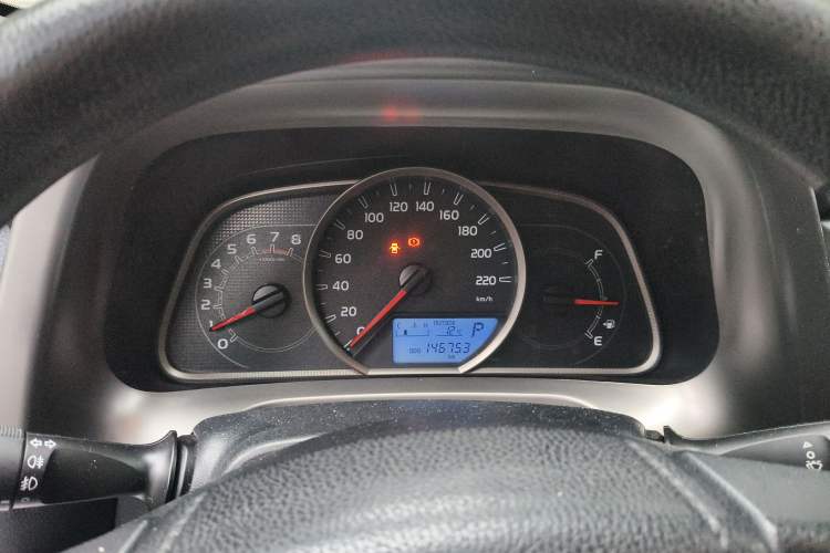 Used Toyota RAV4 2015 2.0L CVT Two-Wheel Drive Urban Edition Instrument Cluster