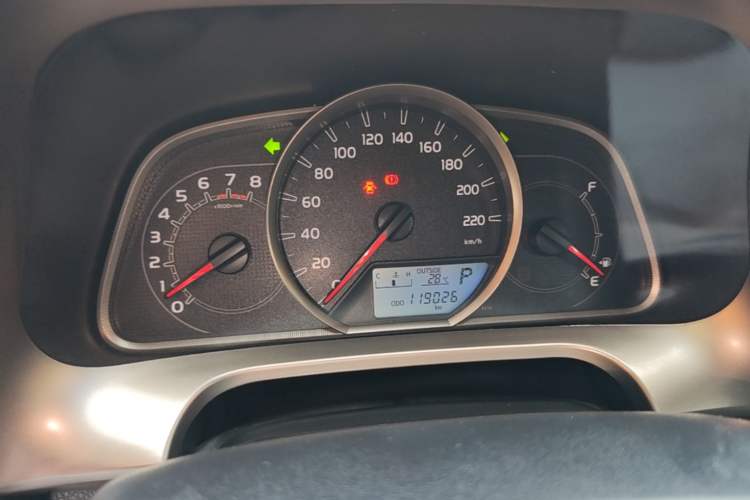 Used Toyota RAV4 2015 2.0L CVT Two-Wheel Drive Fashion Edition Instrument Cluster