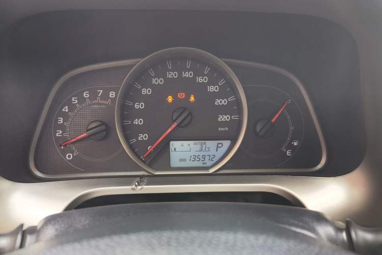 Used Toyota RAV4 2015 2.0L CVT Two-Wheel Drive Fashion Edition Instrument Cluster