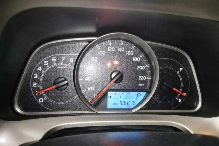 Used Toyota RAV4 2015 2.0L CVT Two-Wheel Drive Fashion Edition Instrument Cluster