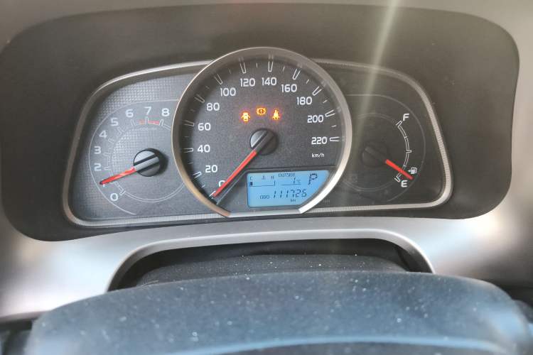 Used Toyota RAV4 2015 2.0L CVT Two-Wheel Drive Fashion Edition Instrument Cluster