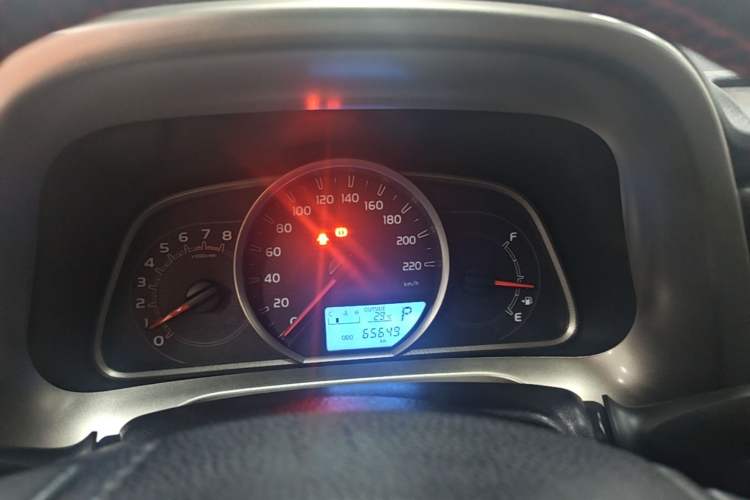 Used Toyota RAV4 2015 2.5L Automatic 4x4 Elite Edition Instrument Cluster