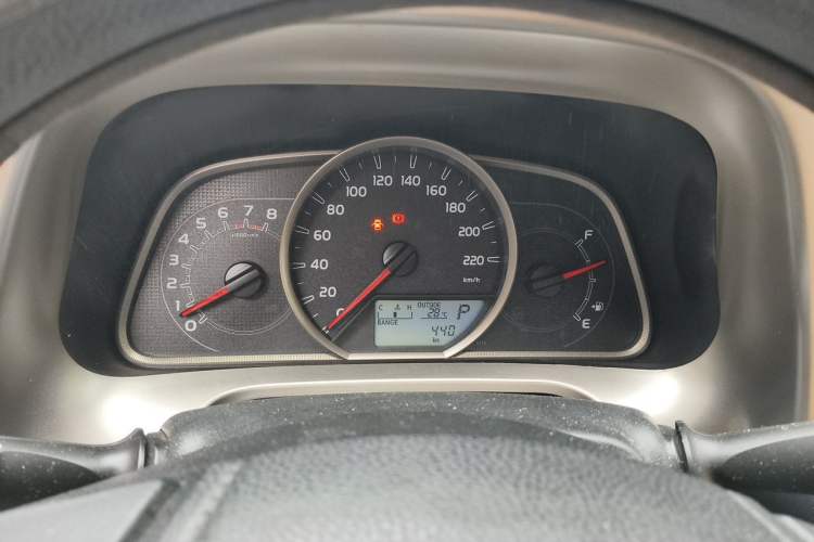 Used Toyota RAV4 2015 2.0L CVT Two-Wheel Drive Fashion Edition Instrument Cluster
