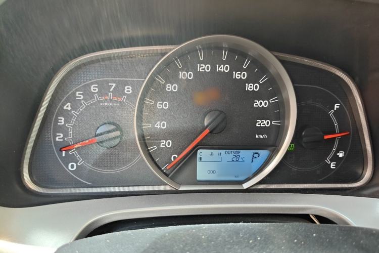 Used Toyota RAV4 2015 2.0L CVT Two-Wheel Drive Fashion Edition Instrument Cluster