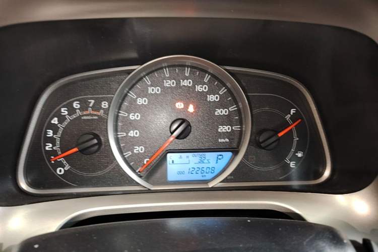 Used Toyota RAV4 2015 2.0L CVT Two-Wheel Drive Fashion Edition Instrument Cluster