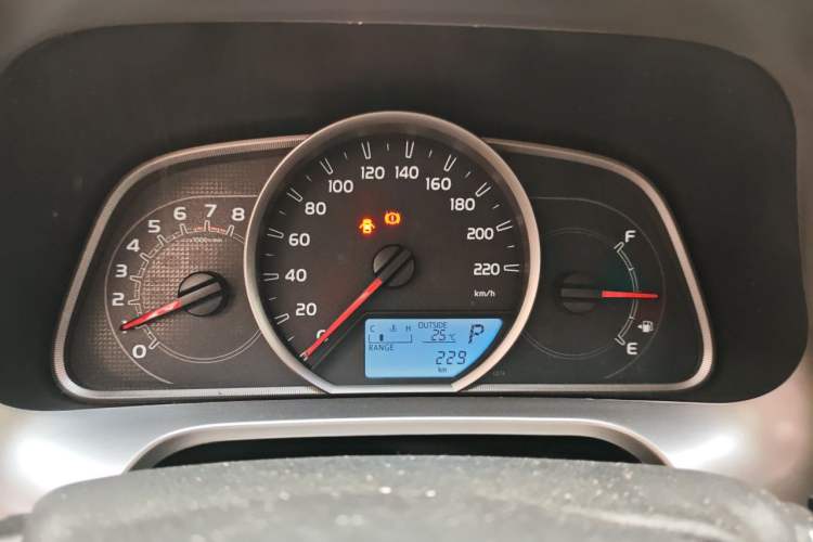 Used Toyota RAV4 2015 2.0L CVT Two-Wheel Drive Fashion Edition Instrument Cluster