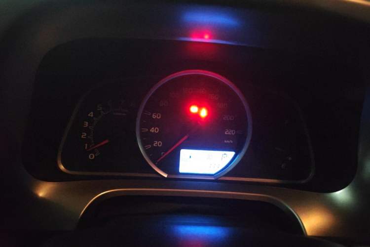 Used Toyota RAV4 2015 2.0L CVT Two-Wheel Drive Fashion Edition Instrument Cluster