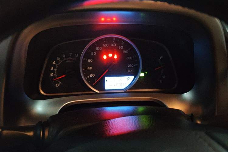 Used Toyota RAV4 2015 2.0L CVT Two-Wheel Drive Fashion Edition Instrument Cluster