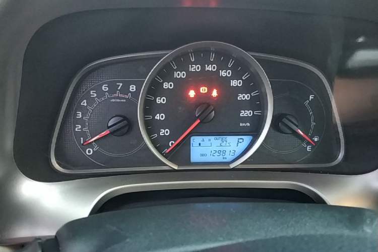 Used Toyota RAV4 2015 2.0L CVT Two-Wheel Drive Fashion Edition Instrument Cluster