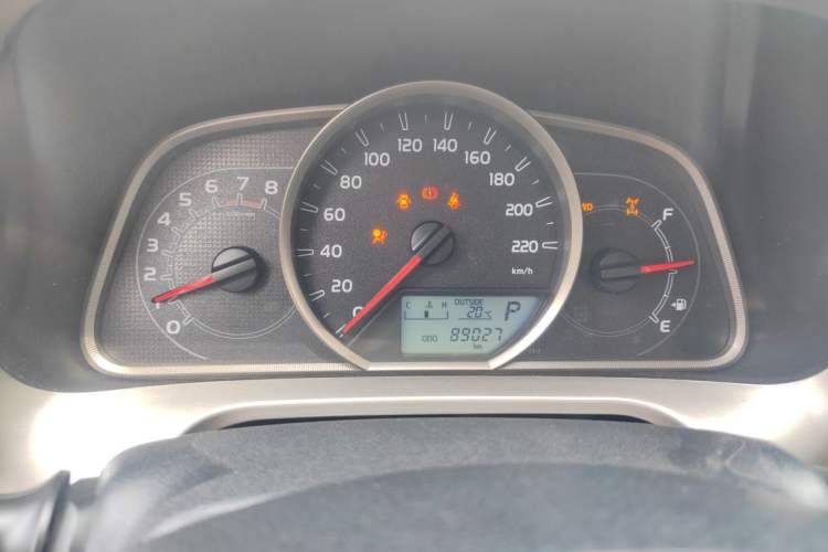 Used Toyota RAV4 2015 2.5L Automatic 4x4 Elite Edition Instrument Cluster