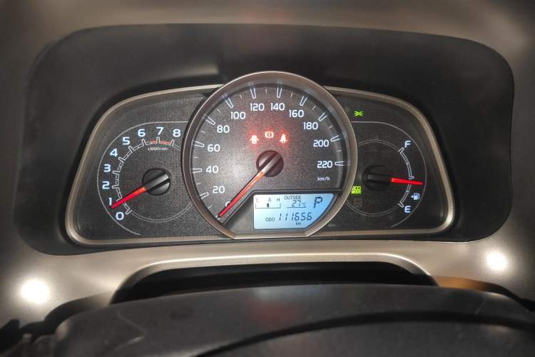 Used Toyota RAV4 2015 2.0L CVT Two-Wheel Drive Fashion Edition Instrument Cluster
