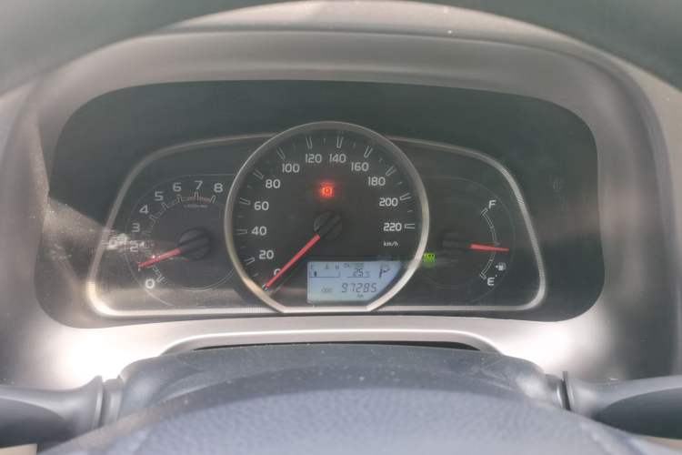 Used Toyota RAV4 2015 2.0L CVT Two-Wheel Drive Fashion Edition Instrument Cluster