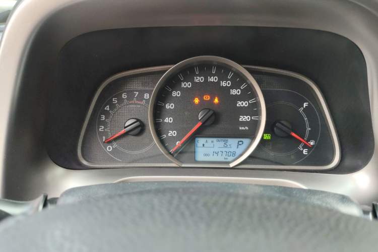 Used Toyota RAV4 2015 2.0L CVT Two-Wheel Drive Fashion Edition Instrument Cluster