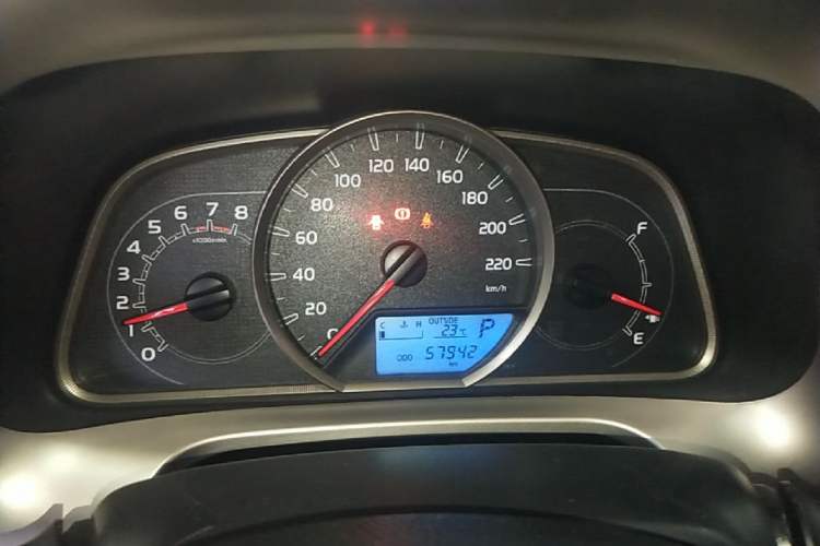 Used Toyota RAV4 2015 2.0L CVT Two-Wheel Drive Fashion Edition Instrument Cluster