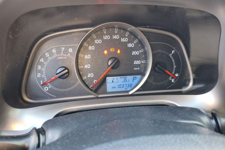 Used Toyota RAV4 2015 2.0L CVT Two-Wheel Drive Fashion Edition Instrument Cluster