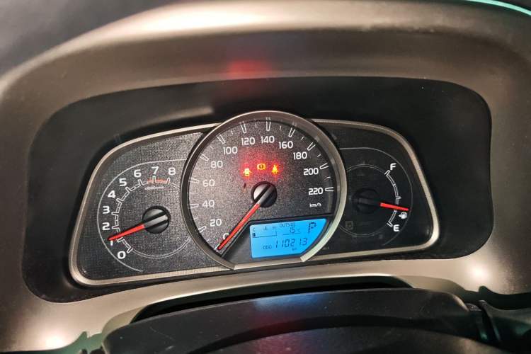 Used Toyota RAV4 2015 2.0L CVT Two-Wheel Drive Fashion Edition Instrument Cluster