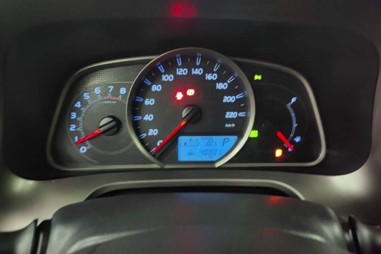 Used Toyota RAV4 2015 2.5L Automatic 4x4 Elite Edition Instrument Cluster