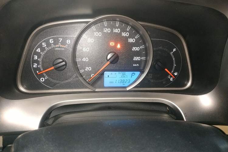 Used Toyota RAV4 2015 2.0L CVT Two-Wheel Drive Urban Edition Instrument Cluster