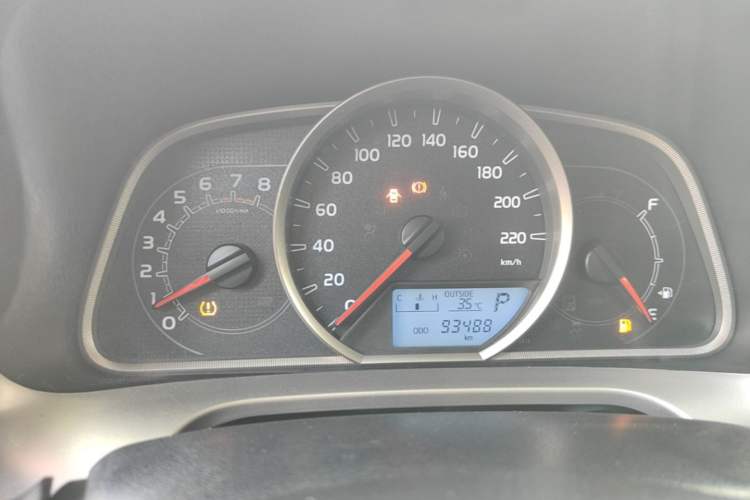 Used Toyota RAV4 2015 2.0L CVT Two-Wheel Drive Fashion Edition Instrument Cluster