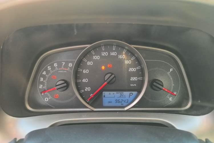 Used Toyota RAV4 2015 2.0L CVT Two-Wheel Drive Fashion Edition Instrument Cluster