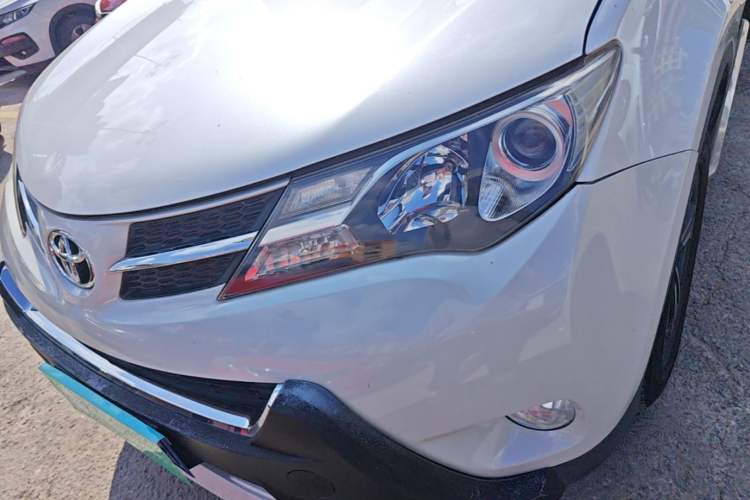 Used Toyota RAV4 2015 2.0L CVT Two-Wheel Drive Fashion Edition Left Front Headlight