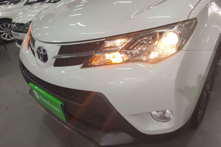 Used Toyota RAV4 2015 2.0L CVT Two-Wheel Drive Fashion Edition Left Front Headlight