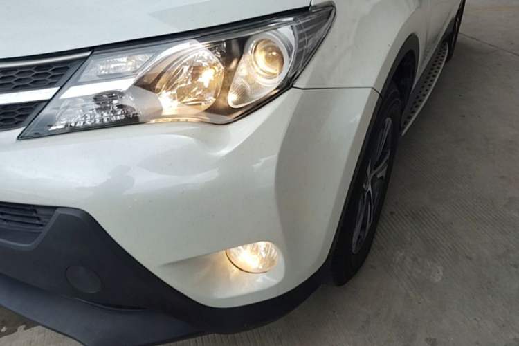 Used Toyota RAV4 2015 2.0L CVT Two-Wheel Drive Fashion Edition Left Front Headlight