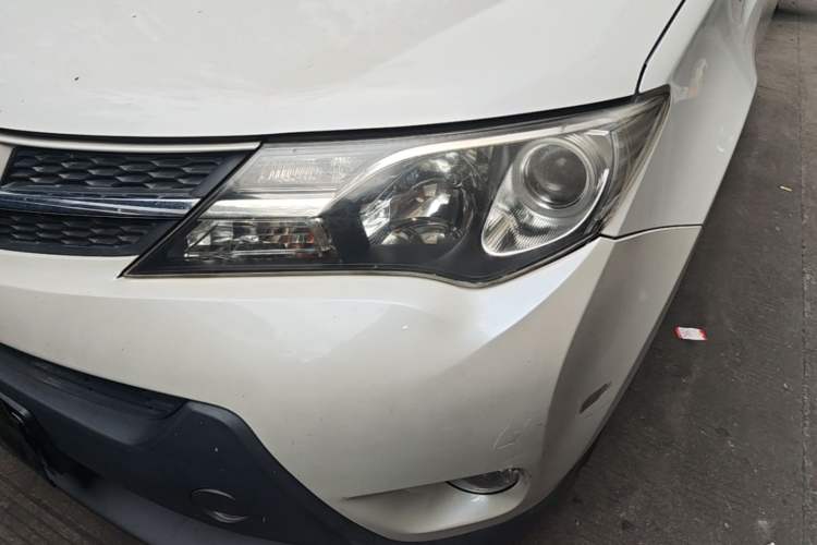 Used Toyota RAV4 2015 2.0L CVT Two-Wheel Drive Fashion Edition Left Front Headlight