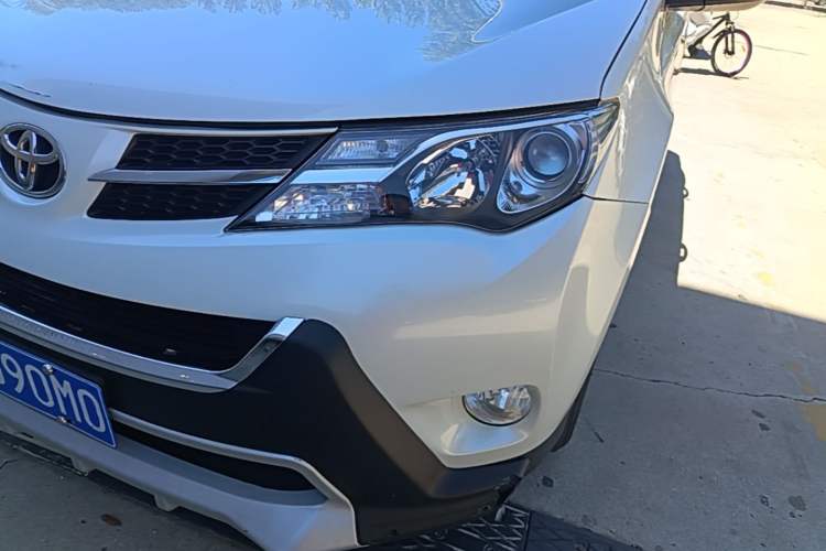 Used Toyota RAV4 2015 2.0L CVT Two-Wheel Drive Fashion Edition Left Front Headlight