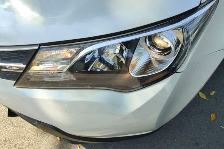 Used Toyota RAV4 2015 2.0L CVT Two-Wheel Drive Fashion Edition Left Front Headlight