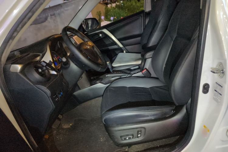 Used Toyota RAV4 2015 2.0L CVT Four-Wheel Drive New Edition Left Front Seat
